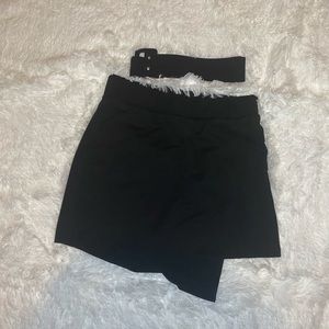 *Brand New* Black Skort